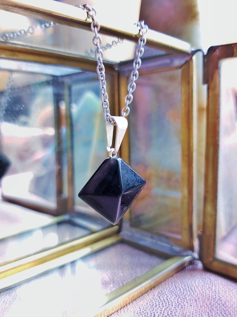 Dije octaedro obsidiana negra