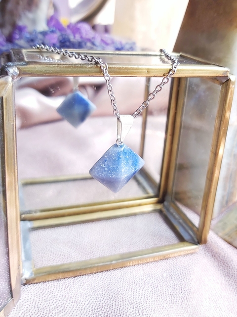 Dije octaedro cuarzo azul