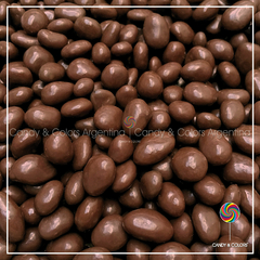 100 grms Pasas de uva cubiertas con chocolate con leche - marrón - fraccionado