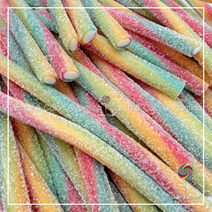 360 grms Regaliz Tubes Sticks masticables multicolor - Tupper con tapa