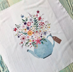 Kit de Bordado Tradicional "Tetera Floral" - para bordar con aguja común. - comprar online