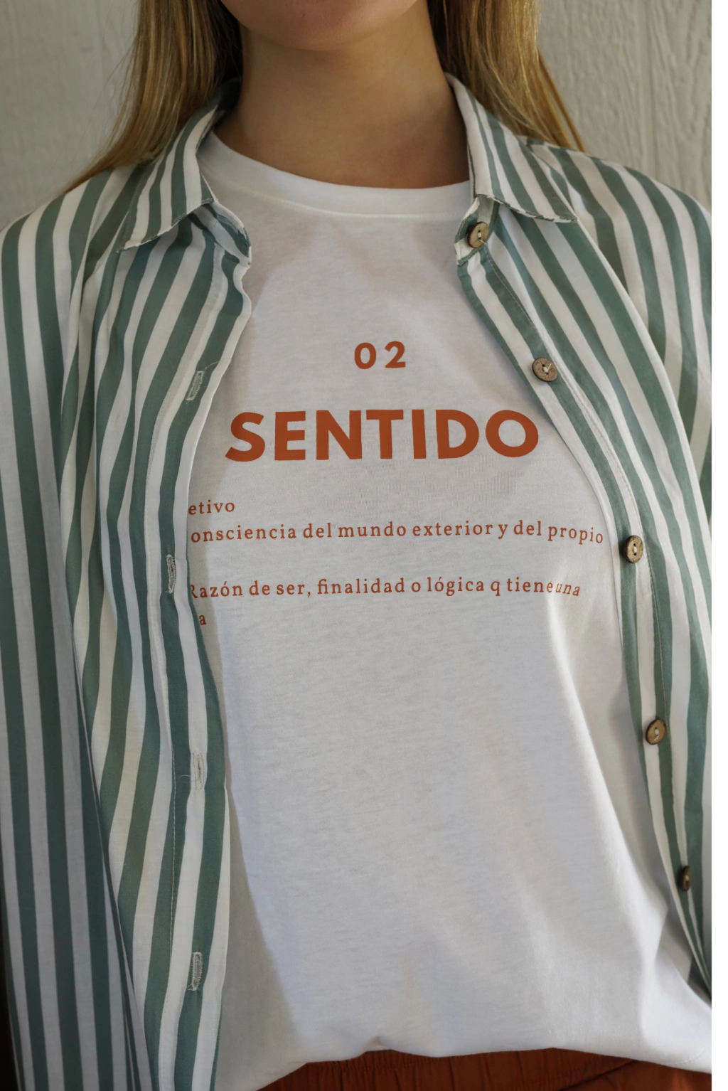 REMERA SENTIDO