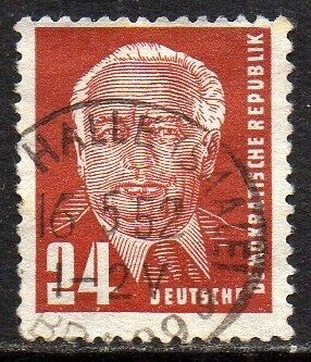 00581 Alemanha Oriental DDR 7 Presidente Pieck U a)