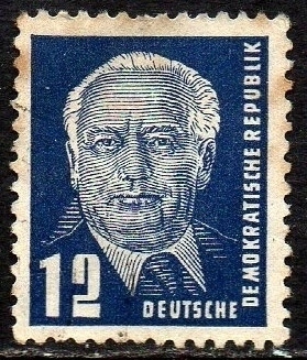 00611 Alemanha Oriental DDR 6 Presidente Pieck U