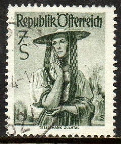 01617 Áustria 900A Trajes Regionais U (a)