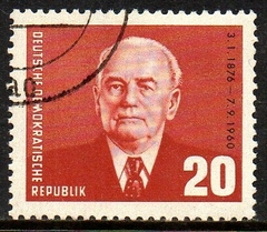 01970 Alemanha Oriental DDR 522 Presidente Pieck U (b)