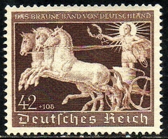 03338 Alemanha Reich 670 Corrida de Cavalos N (a)