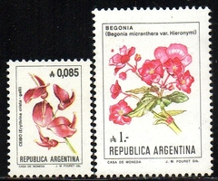 03696 Argentina 1479/80 Flores da Região NNN