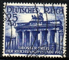 03935 Alemanha Reich 727 Corrida de Cavalos U