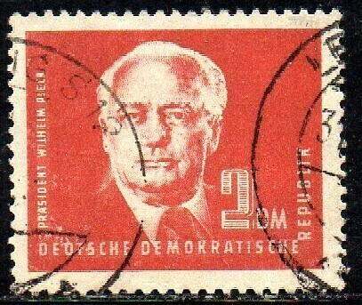 07663 Alemanha DDR 9 Presidente Pìeck U (c)