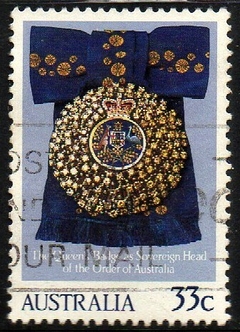 09765 Austrália 904 Insignia Rainha Elizabeth U (b)
