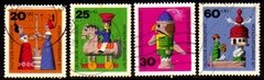 13569 Alemanha Ocidental 551/54 Brinquedos de Madeira U