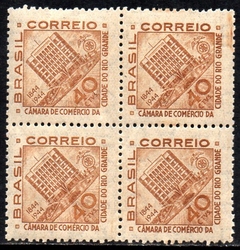 Brasil C 0193 Câmara do Comércio do Rio Grande RS quadra 1944 NNN (l)