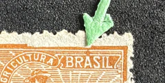 Variedades - Vovó 40 réis ocre com a cruzeta acima do A de BRASIL. na internet