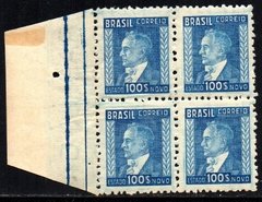 Brasil 437 A Getúlio Vargas Netinha Filigrana M Vertical Quadra Com Traços NN