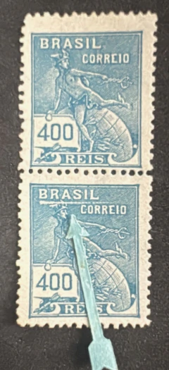 Vovó 400 Réis - Par do RHM 202, sendo o selo inferior o 202D (traço sob "Brasil").