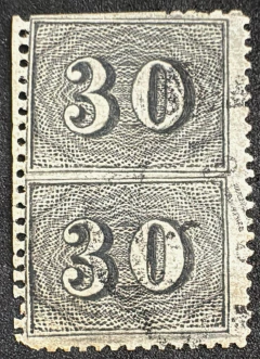 Par do numeral vertical 30 réis, sem certificado - usado.