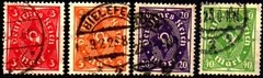 05673 Alemanha Reich 225+227+230+232 Corneta U