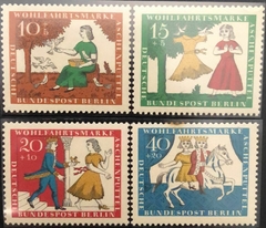 12326 Alemanha Berlim 242/45 desenhos NN