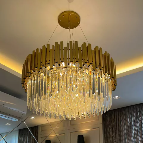 Lustre de Cristal Redondo Estrutura Dourada com Cristais 80cm