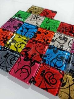 Vitro Color con Serigrafia. Cuadrados 28 x 28 mm x 10 unidades. en internet