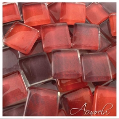 Venecitas Vidrio 1,6 x 1,6 cm x 100 gs- Frappe Fresa- 3 mm de Espesor - comprar online