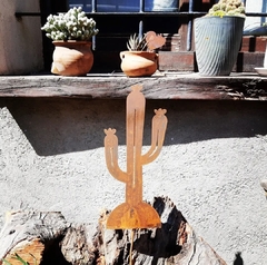 Tutor Oxidado - Laqueado: Cactus en internet