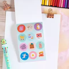LIBRETA CON STICKERS - Ayquelindo