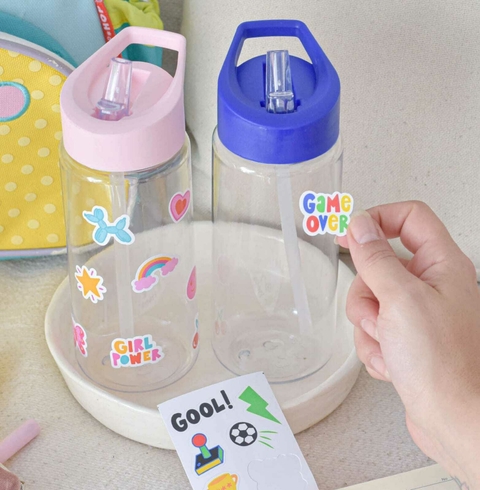 BOTELLA CON STICKER