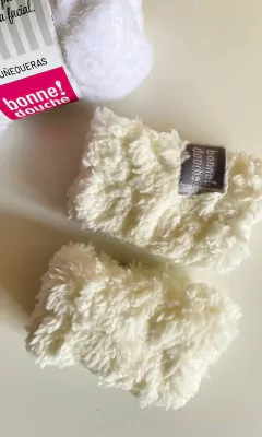 MUÑEQUERAS SOFT/TOALLA en internet