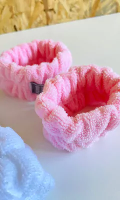 MUÑEQUERAS SOFT/TOALLA - Ayquelindo