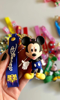 LLAVERO DE PERSONAJES