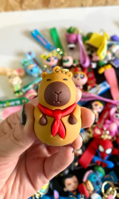 LLAVERO DE PERSONAJES en internet