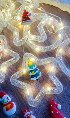 CORTINA DE ESTRELLAS Y CIRCULOS CON ADORNOS NAVIDEÑOS en internet