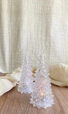 ARBOLITO CON LUZ MULTICOLOR - Ayquelindo