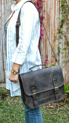 Morral de cuero modelo Old School - tienda online