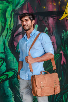 Imagen de Morral de cuero modelo Old School
