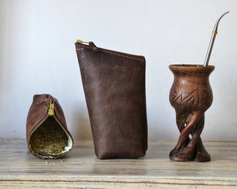 Yerbera de cuero - comprar online