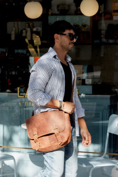 Morral de cuero modelo Classic - Vakapi Cueros