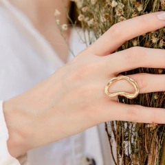Anillo Cora