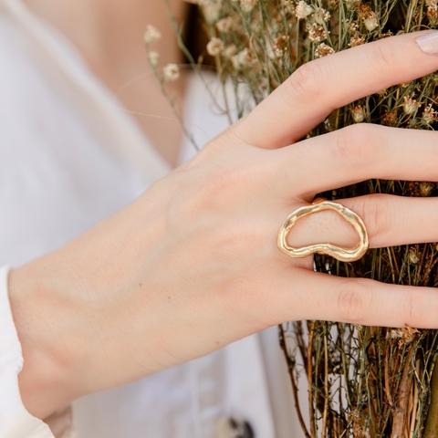 Anillo Cora