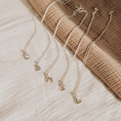 Colgante Mini Inicial plata