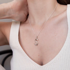 Colgante Inicial Small - Plata 925 - comprar online