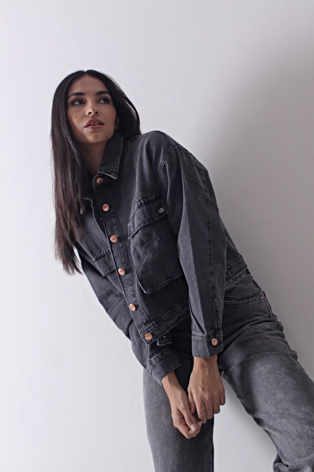 1102.Campera Cargo Negra thumbnail 2