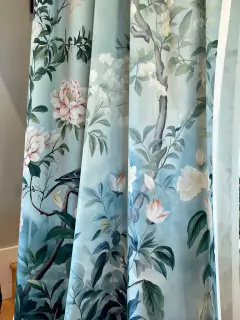 Panel Big Birds in Celadon - Florencia Carlés géneros y papeles únicos