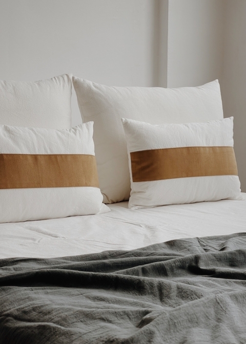 PIE DE CAMA BELL - CEMENTO - comprar online