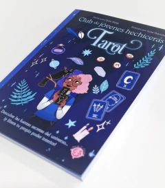 TAROT CLUB DE JOVENES HECHICERAS - Xanna Eve Chown y Marion Williamson en internet