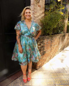 VESTIDO EM CHIFFON CURTO - comprar online
