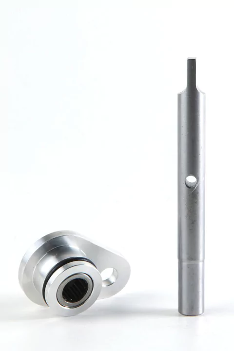 Tampa e eixo do distribuidor Opala s/ engrenagem - MTR