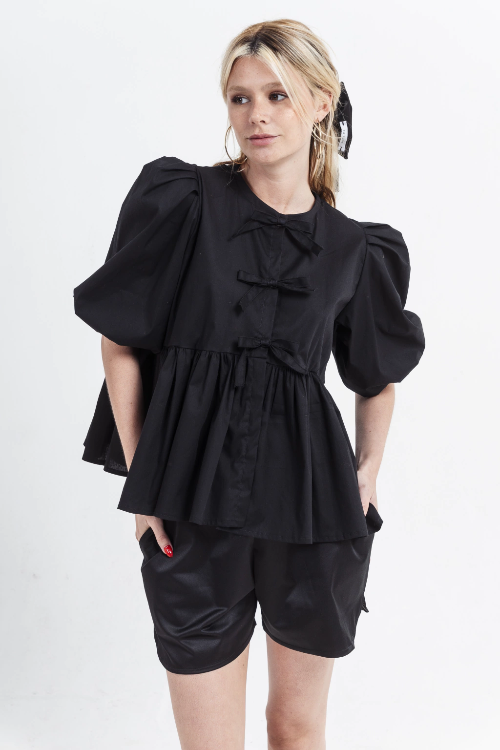 SHORT MAGNOLIA - NEGRO